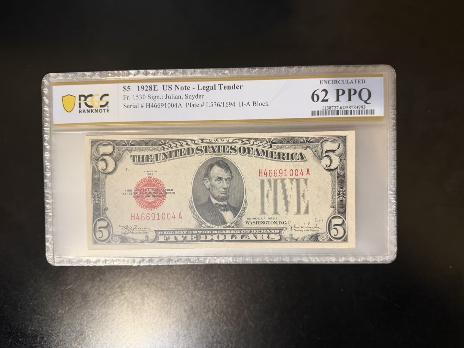 Half Pack 1928-E $5 Nearly Consecutive 51 notes Fr 1530 Sequential view 4