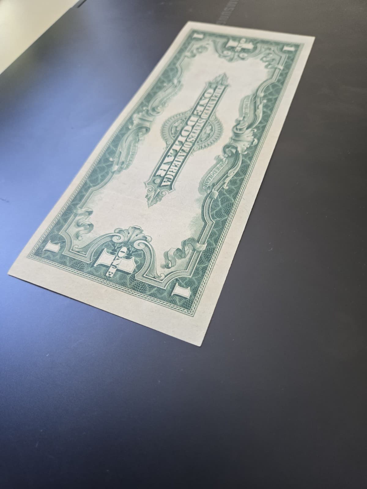 1923 $1 Red Seal Legal Tender Note Fr. 40 view 3