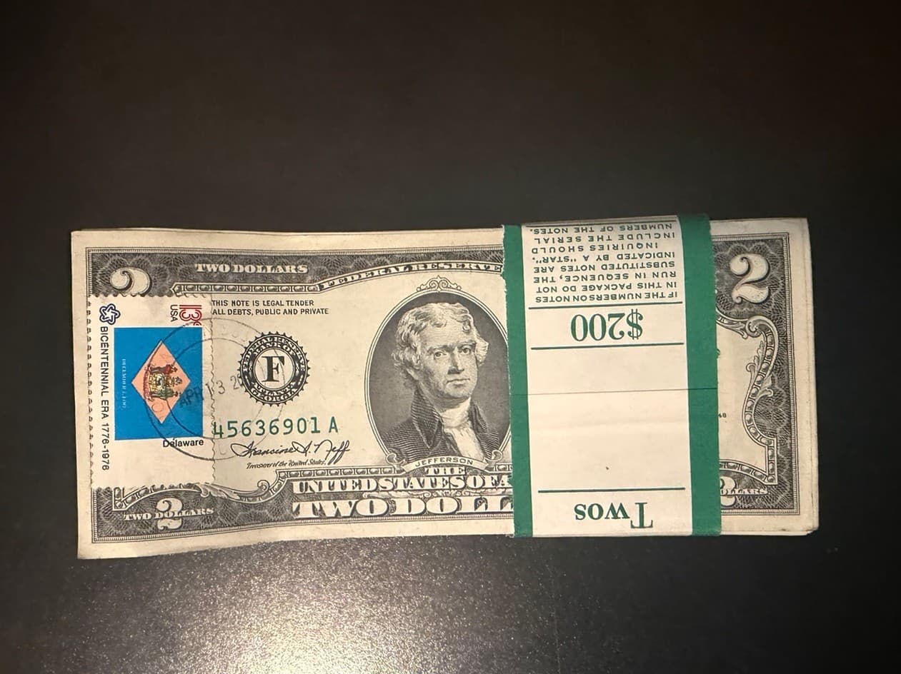 Pack 1976 $2 - 100 SEQUENTIAL UNC Chicago Stamped April 13, 2026 — view 1